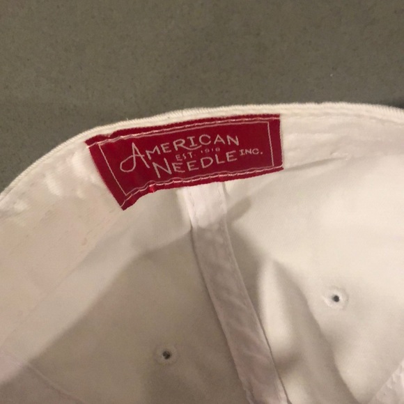 Urban Outfitters Hat LA - Picture 3 of 3